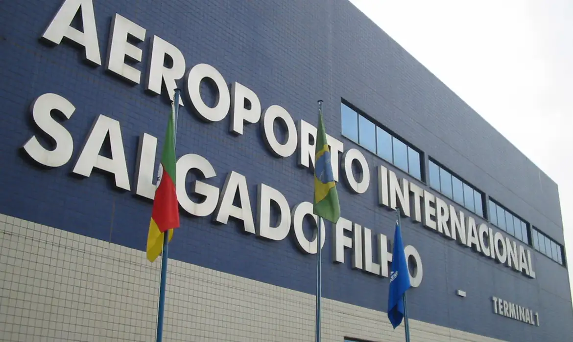 Aeroporto Salgado Filho, no Rio Grande do Sul, volta a operar ininterruptamente