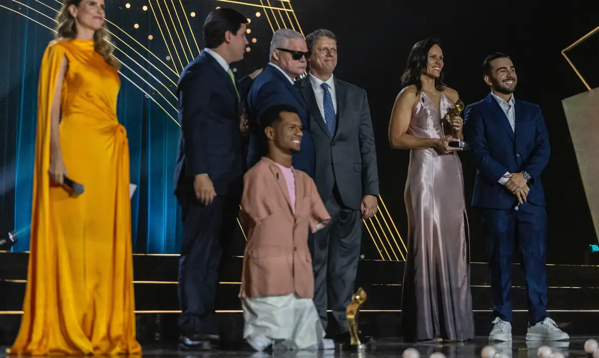 Prêmio Paralímpicos: Gabrielzinho e Carol Santiago são os destaques