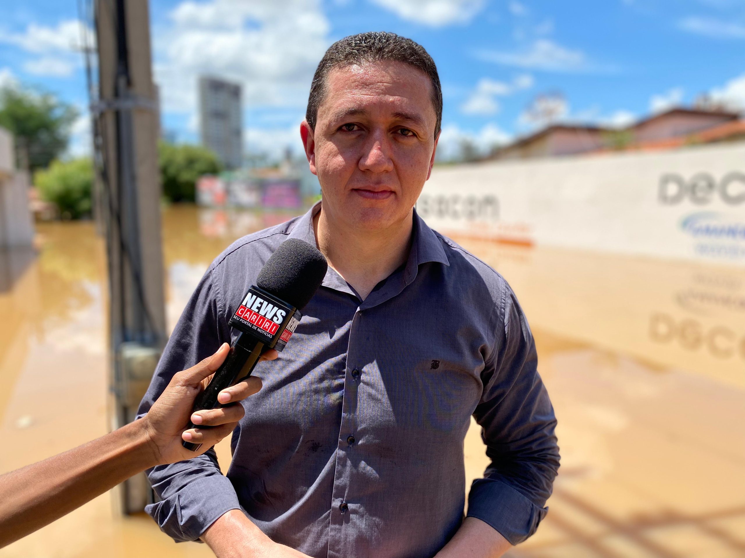 AO VIVO: prefeito Glêdson Bezerra fala sobre providências para solucionar problemas de alagamento em Juazeiro do Norte