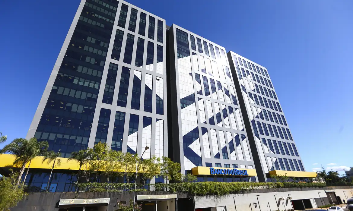 Banco do Brasil tem lucro recorde de R$ 37,9 bi em 2024