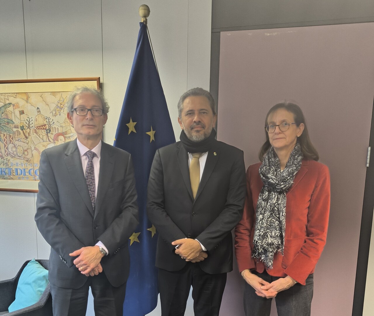Governador Elmano cumpre agenda na Bélgica e  defende retomada da exportação de pescado brasileiro para a União Europeia