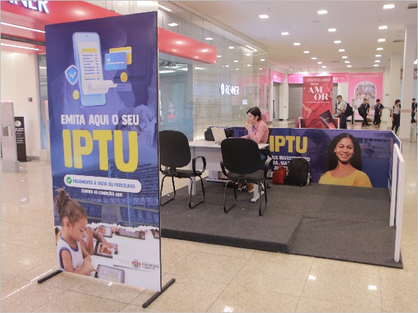 Stand do IPTU no Cariri Shopping facilita atendimento aos contribuintes