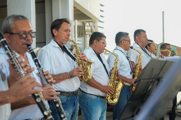 Banda de Música do Crato embarca no trem da folia e agita o pré-carnaval em vários pontos da cidade