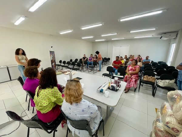 População cigana do Crato registrada no CadÚnico recebe cestas básicas doadas pelo MIR