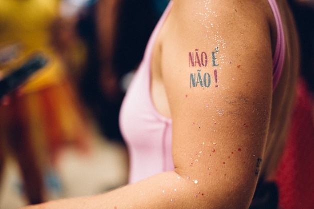 Barbalha por todas: Secretaria de Mulheres promove Blitz Educativa e alerta sobre importunação sexual no Carnaval
