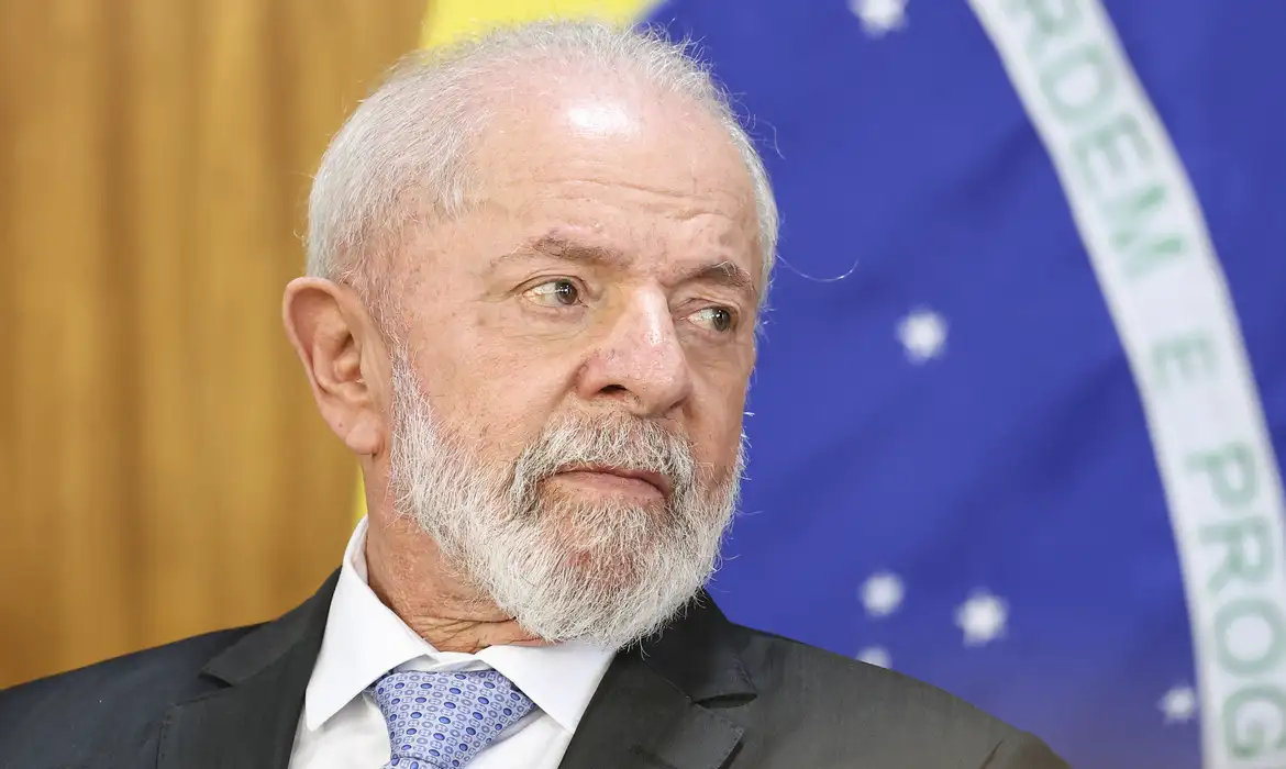 Lula sanciona Orçamento de 2025 com dois pequenos vetos