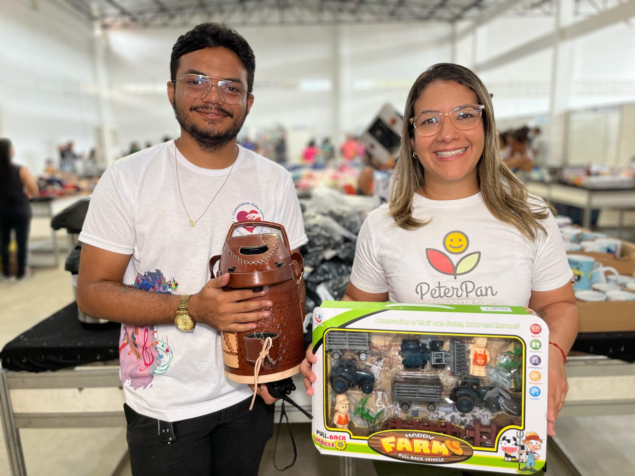 Bazar com itens apreendidos pela Receita Federal é realizado por instituições sociais em Juazeiro do Norte
