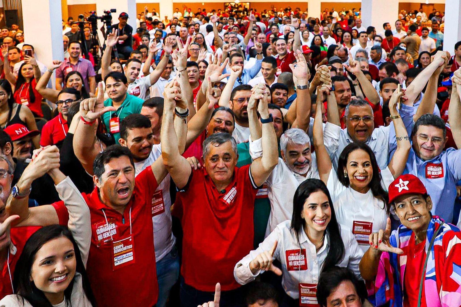 Articulada por Guimarães, plenária do PT entra para história como uma das maiores no Ceará e reforça compromisso com a democracia