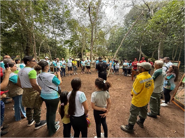 Em Crato, Semana da Água e da Árvore é iniciada com trilha e exposições educativas