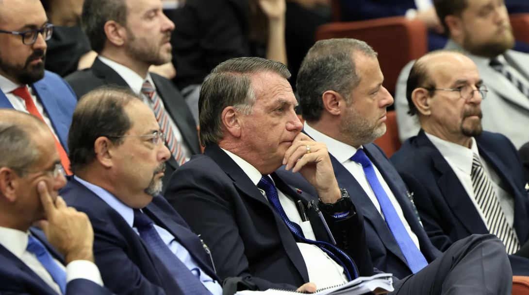 Aliados amenizam chance de prisão de Bolsonaro antes de condenação