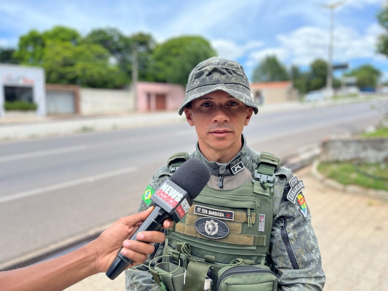 AO VIVO: BPMA realiza apreensão de mais de 70 aves silvestres e prende duas pessoas, em Crato