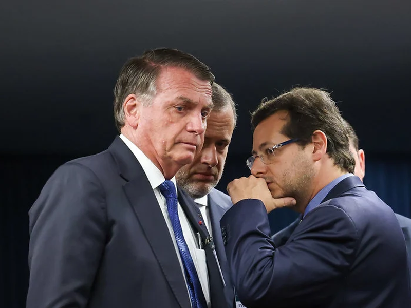 STF encerra 1° sessão; defesa de Bolsonaro questiona delação e nega envolvimento em plano de golpe