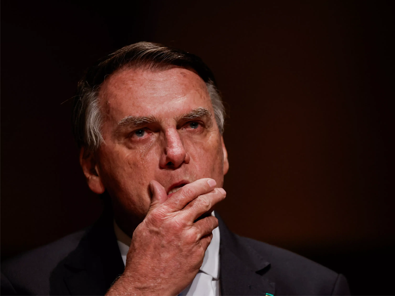 Por unanimidade, STF torna réus Bolsonaro e outros 7 por trama golpista