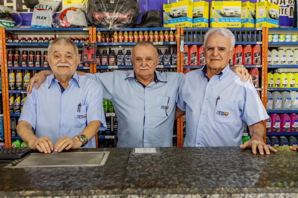 Auto Peças Padre Cícero celebra 50 anos inaugurando nova loja no Crato; conheça a história de sucesso dos três fundadores