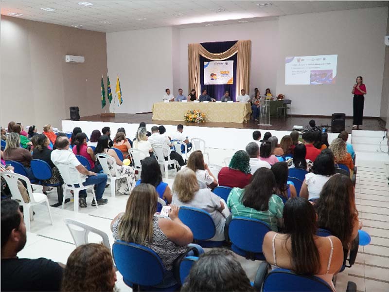 Juazeiro do Norte lança nova fase do Educa Juazeiro e traça metas para a rede municipal de ensino