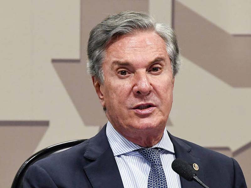 Collor é transferido para presídio em Maceió