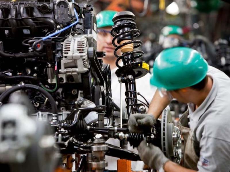 Atividade econômica brasileira cresce 0,4% em fevereiro