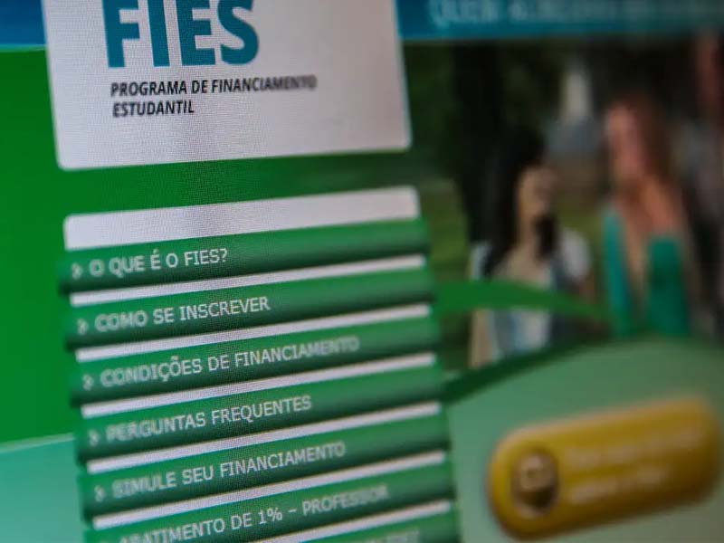 Inscrições para vagas remanescentes do Fies acabam hoje