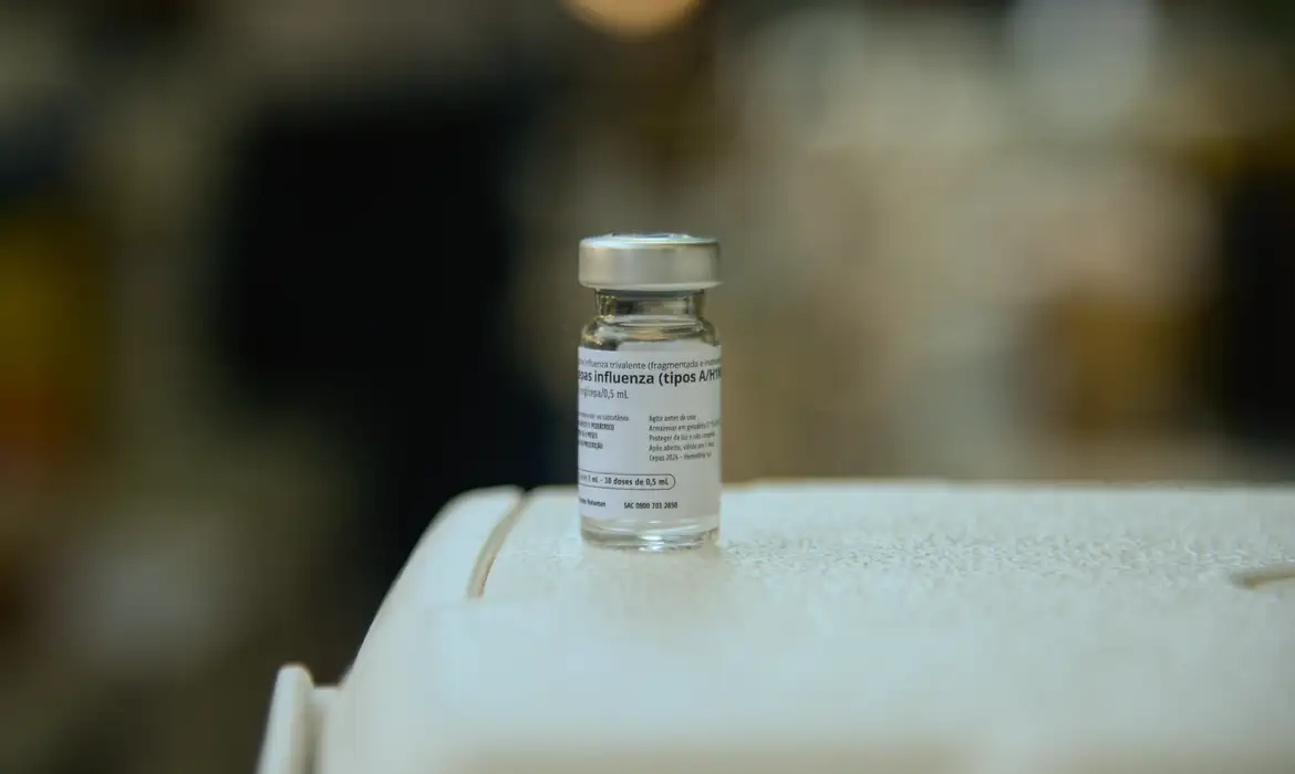 Vacina contra gripe é segura e não causa a doença; saiba mais