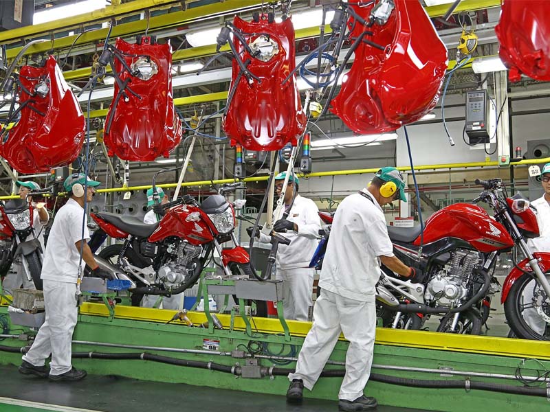Com alta de 14% no trimestre, produção de motos é a melhor em 13 anos