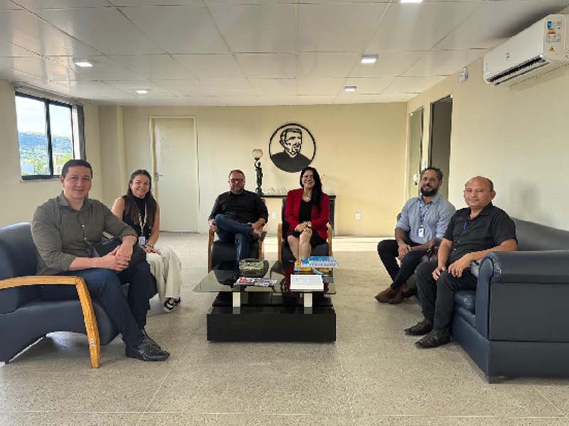 Juazeiro do Norte firma parceria com o SEST/SENAT para ampliar a qualificação profissional