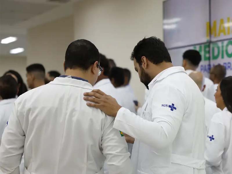 Inscrições para bolsas integrais do Mais Médicos vão até 6 de junho