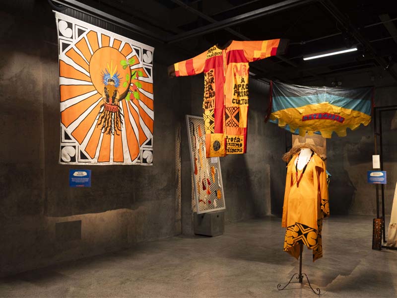 Governo do Ceará leva a arte indígena e o artesanato cearense para a Bienal Internacional Révélation de Paris
