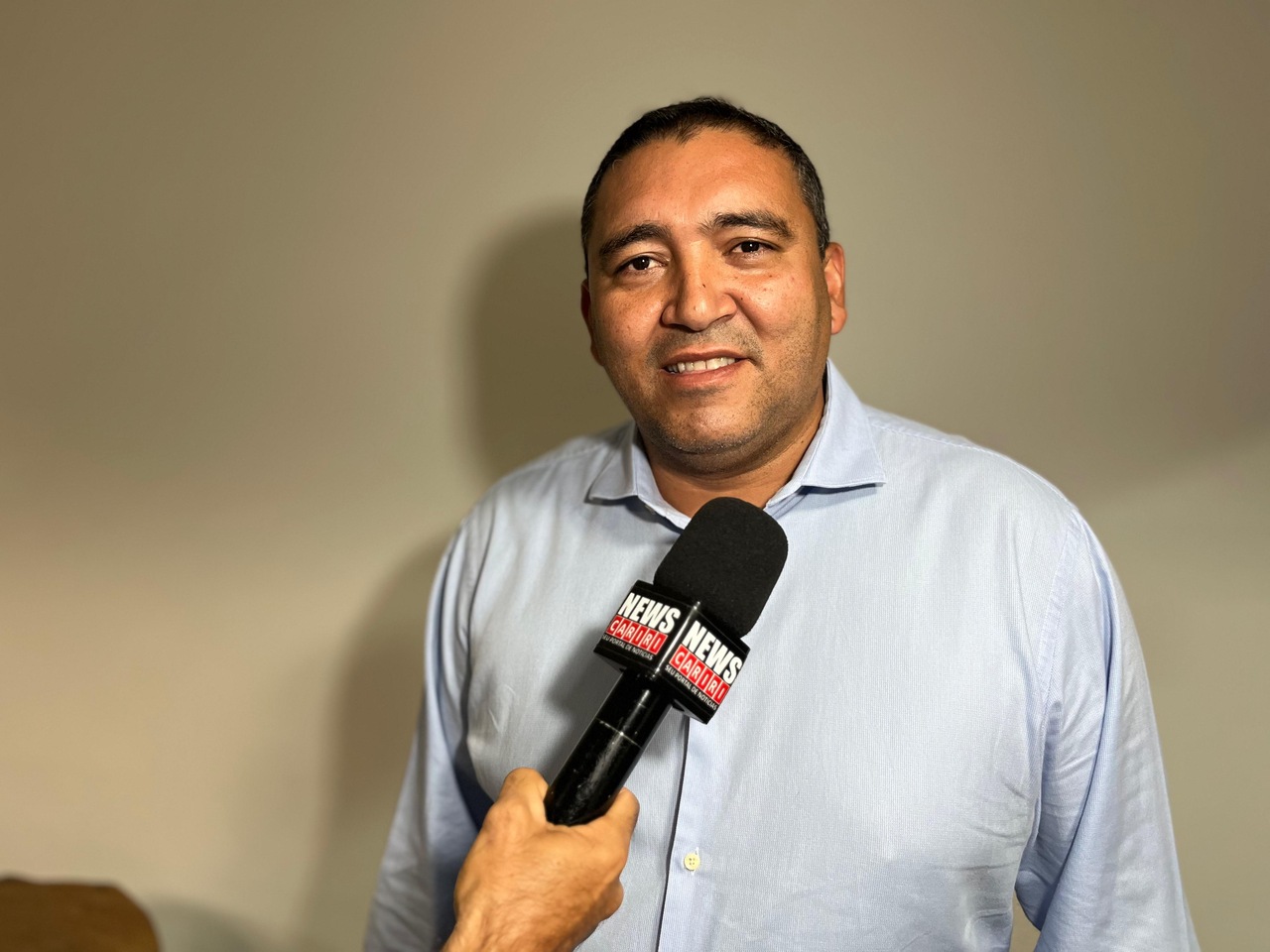 Prefeito João Paulo fala da inauguração do sistema de abastecimento de água no distrito de Palestina, em Mauriti