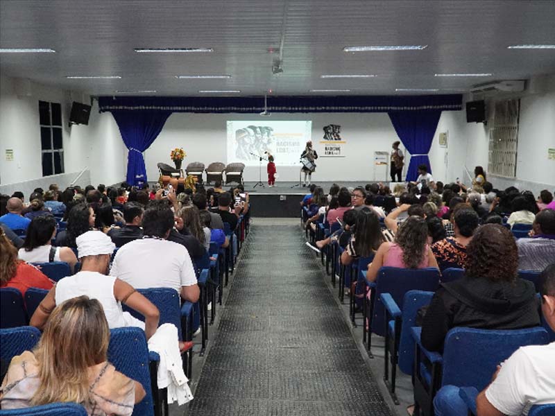 Seminário sobre educação para relações étnicos-raciais reúne mais de mil pessoas em Juazeiro do Norte