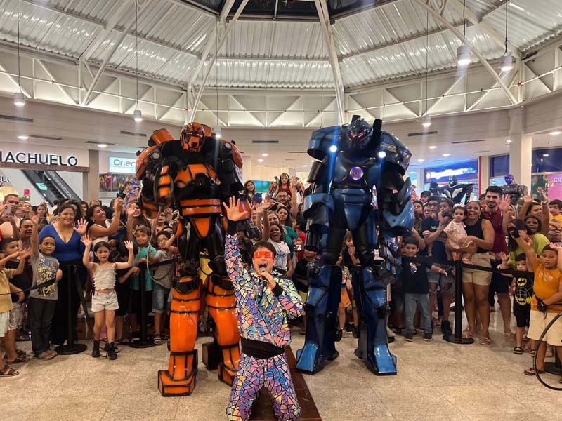Cariri Shopping vira palco de robôs gigantes com shows aos fins de semana