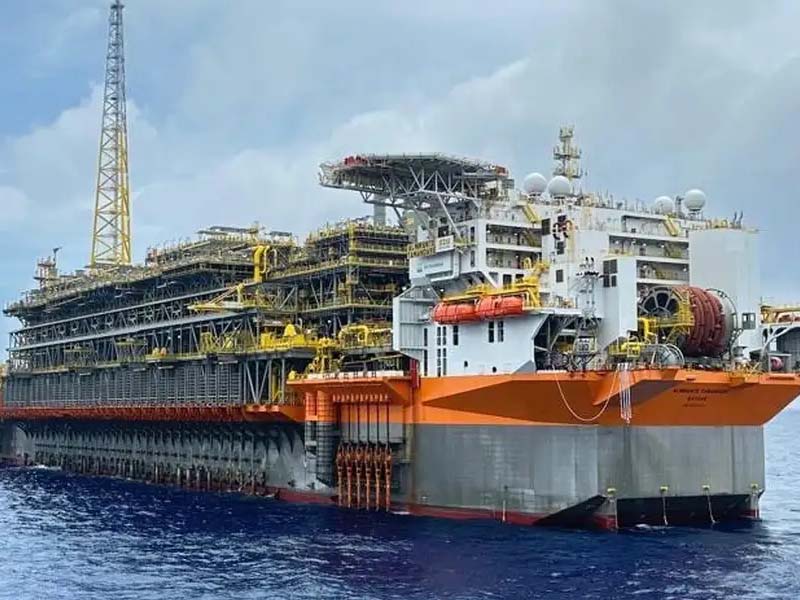 Petrobras descobre óleo de qualidade na Bacia de Santos
