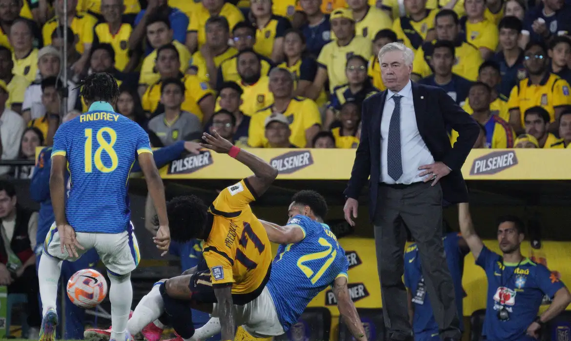 Brasil fica no 0 a 0 com o Equador na estreia de Ancelotti