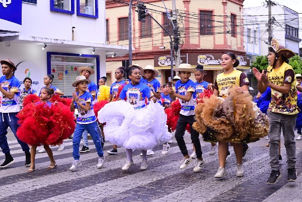Juaforró tem início com grande Cortejo Cultural no centro de Juazeiro