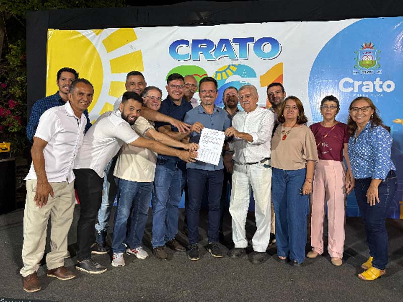 Assinada ordem de serviço para requalificação da Praça Haydée Ribeiro, no bairro Grangeiro