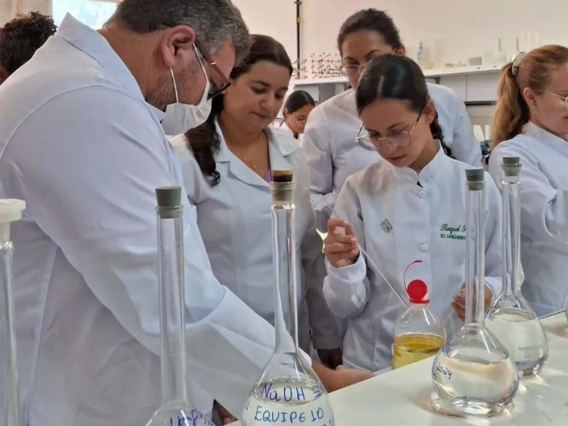 Centec conquista mais de R$ 200 mil em edital para pesquisas de iniciação científica das Fatec