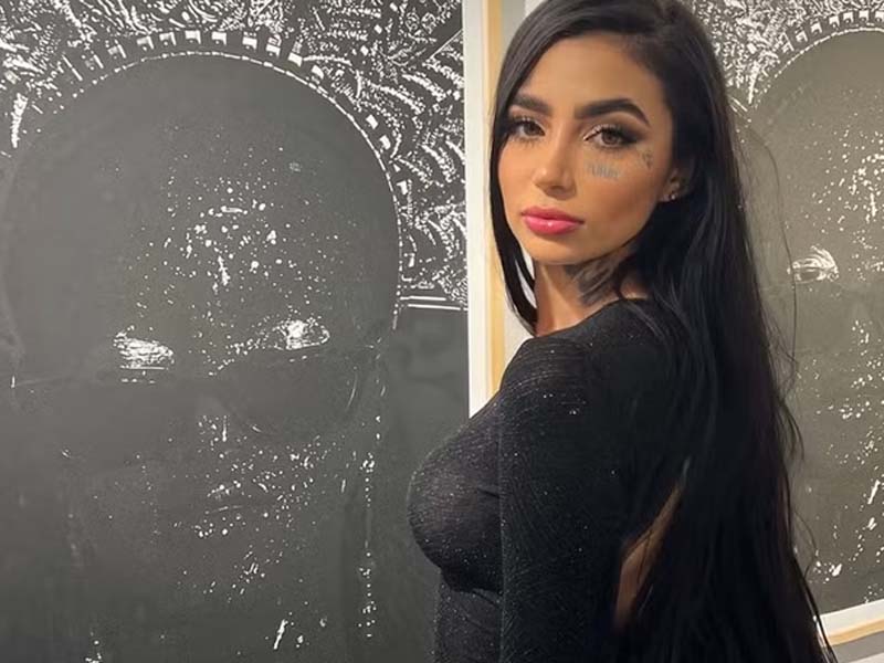 Cantora brasileira morre após procedimento estético na Turquia