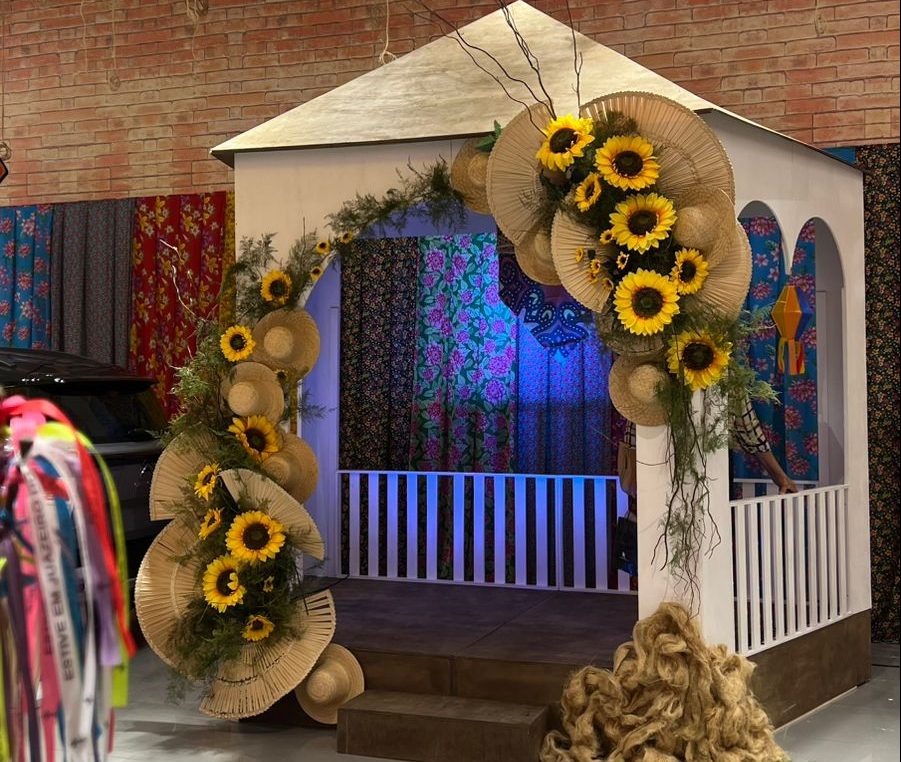 Arraiá garantido! Cariri Shopping celebra São João com cidade cenográfica e atrações gratuitas