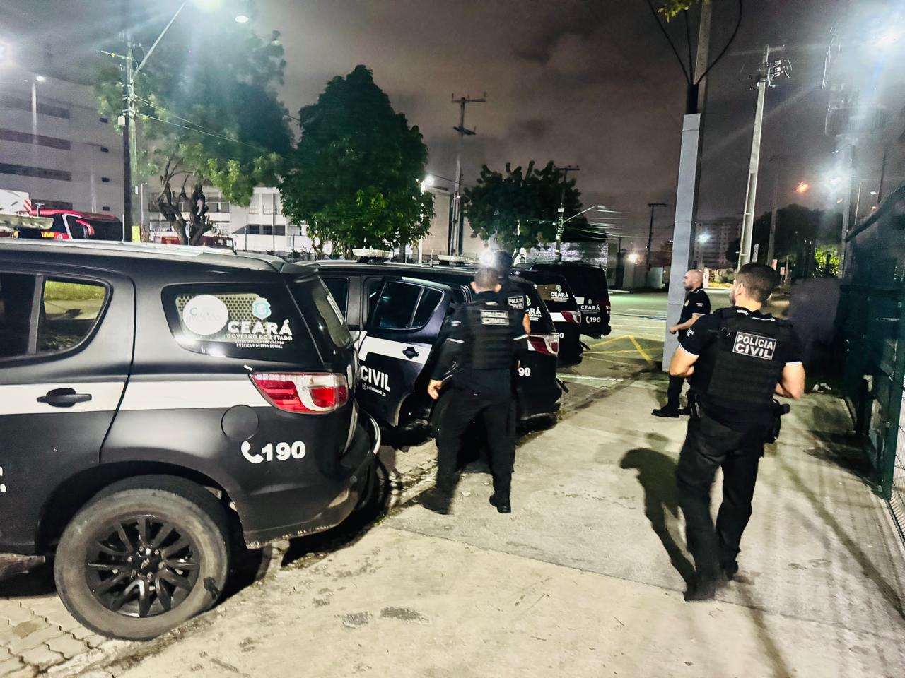 Em operação na Região Sul do Ceará, Polícia Civil cumpre 21 mandados de prisão e apreende 24 armas e mais de mil munições