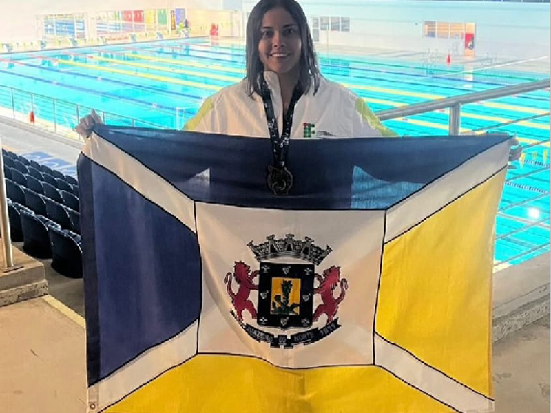 Atleta juazeirense Klarissa Lobo conquista medalha de bronze no Campeonato Brasileiro de Natação para Surdos