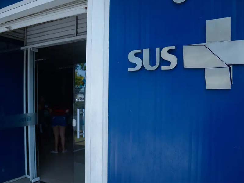 Saúde anuncia 3 mil bolsas de residência e 500 vagas para especialista