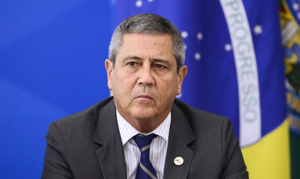 PF diz que Braga Netto foi “figura central” para desacreditar eleições