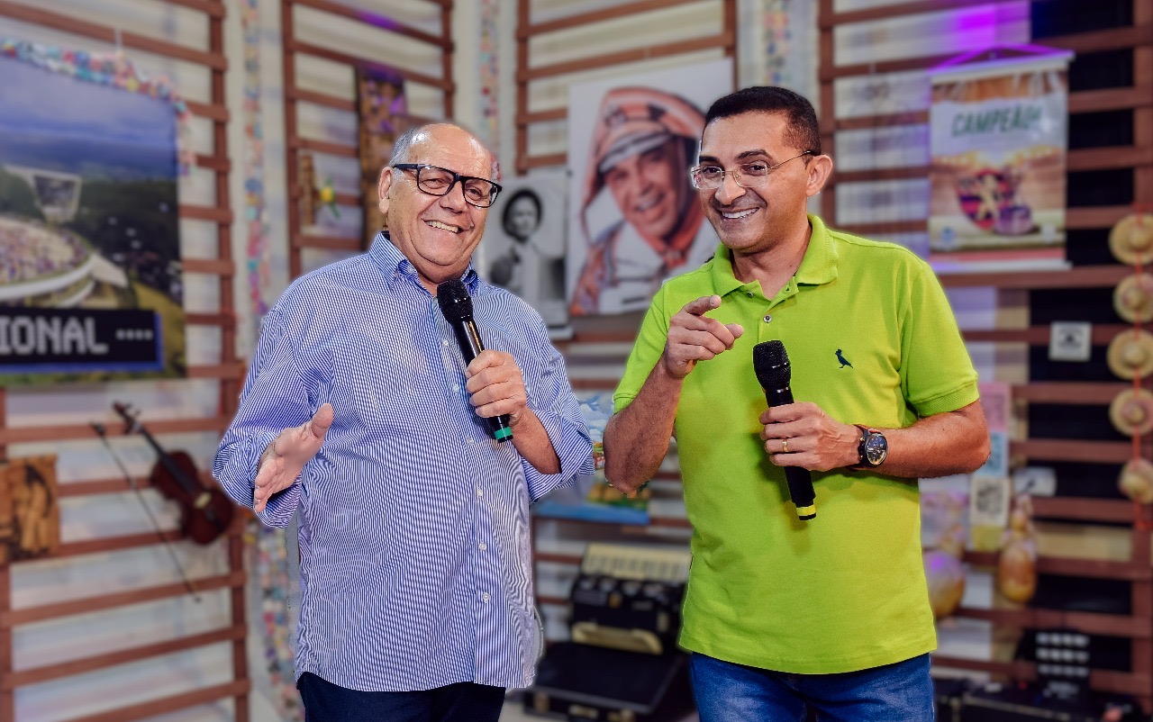 Roberto Bulhões & Léo Silva, apresentam o Forró da Cajuína 2025, na Expocrato
