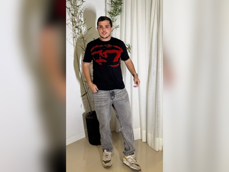 AO VIVO: influenciador Janisson Moura é solto após passar mais de três meses preso por divulgação do “Jogo do Tigrinho