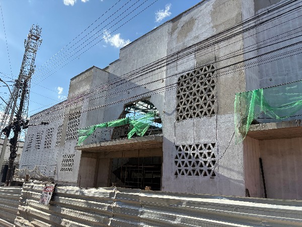 Obras do novo Mercado Wilson Roriz chegam a 70% e devem ser concluídas até outubro em Crato