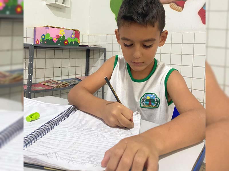 Farias Brito alcança 96% de alfabetização e supera médias do Ceará e do Brasil