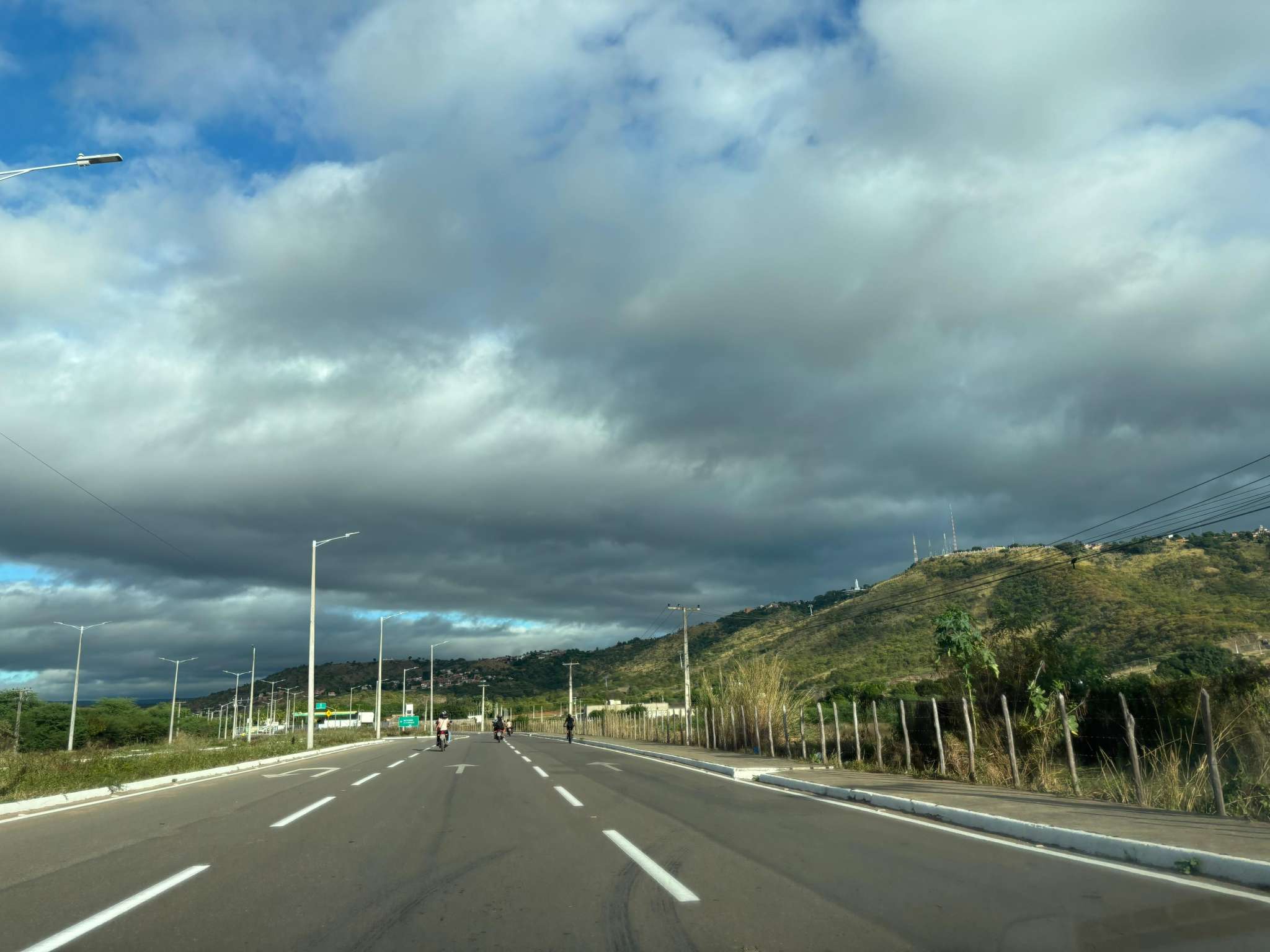 Céu nublado e chuvas isoladas devem marcar o início de julho no Ceará