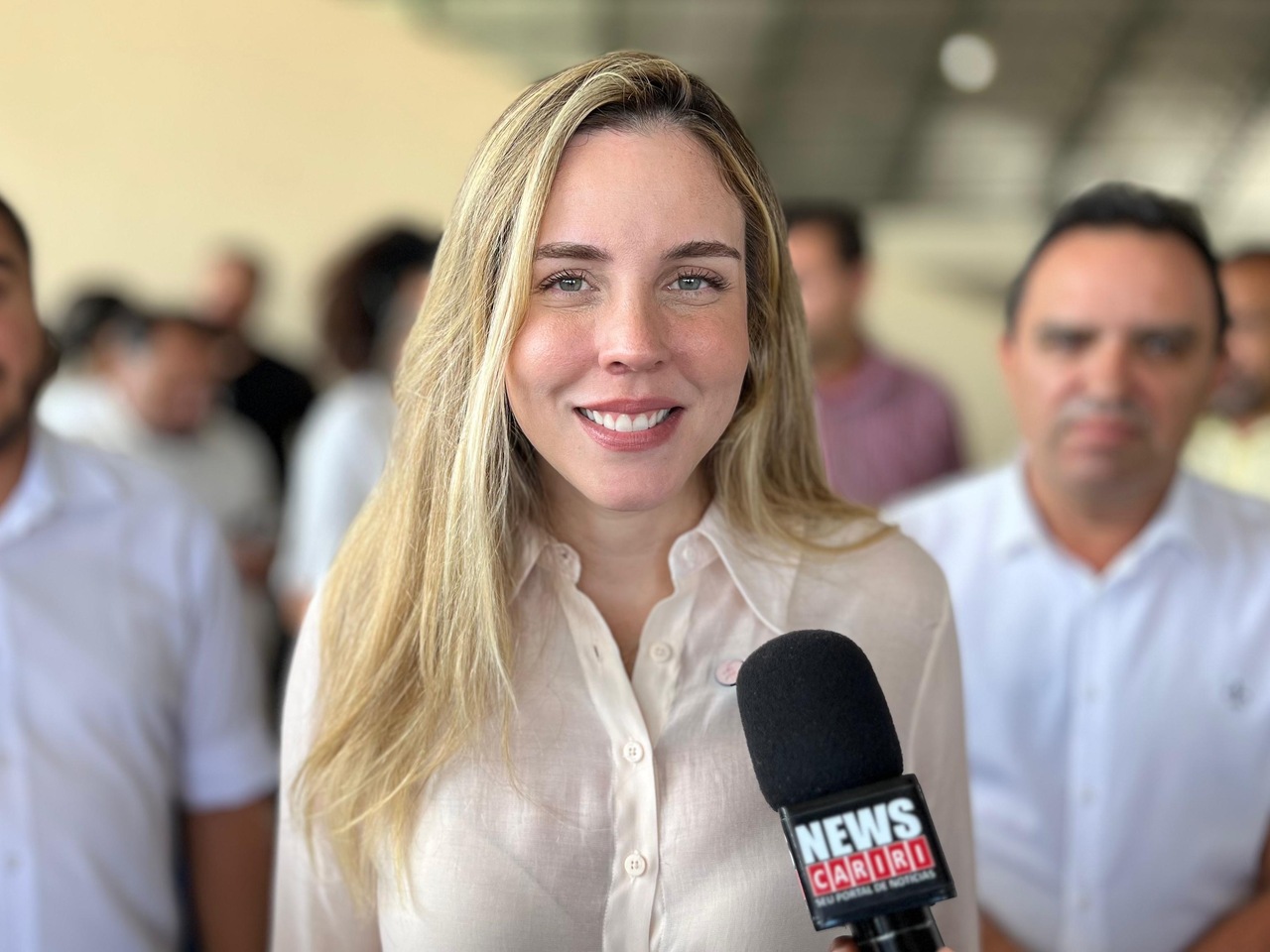 Jade Romero inicia entrega de 14 mil tíquetes do Vale Gás no Cariri