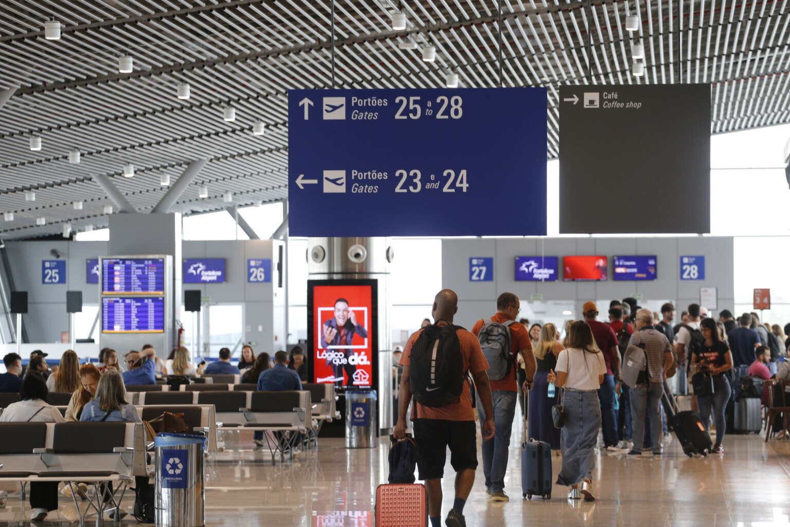 Alta estação no Ceará deve atrair mais de 500 mil turistas e gerar R$ 3,4 bilhões em renda