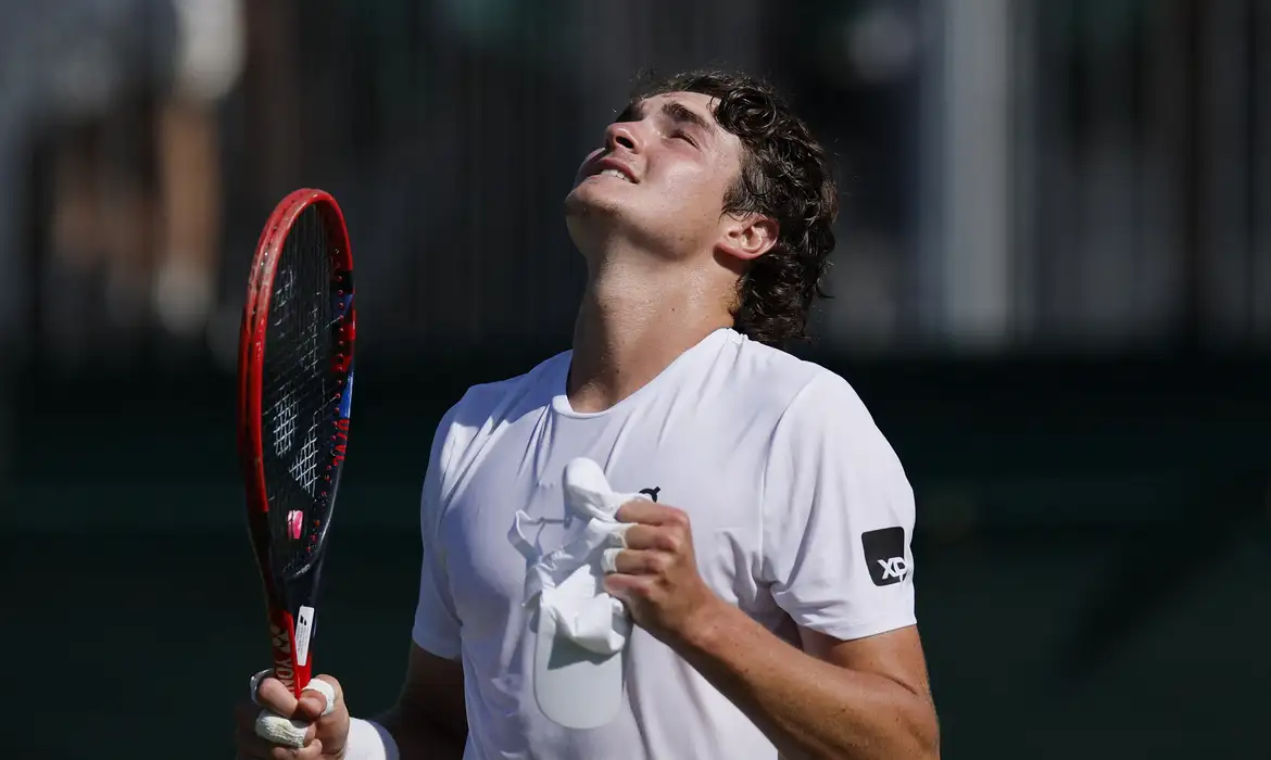 João Fonseca crava outra vitória em Wimbledon e avança à 3ª rodada