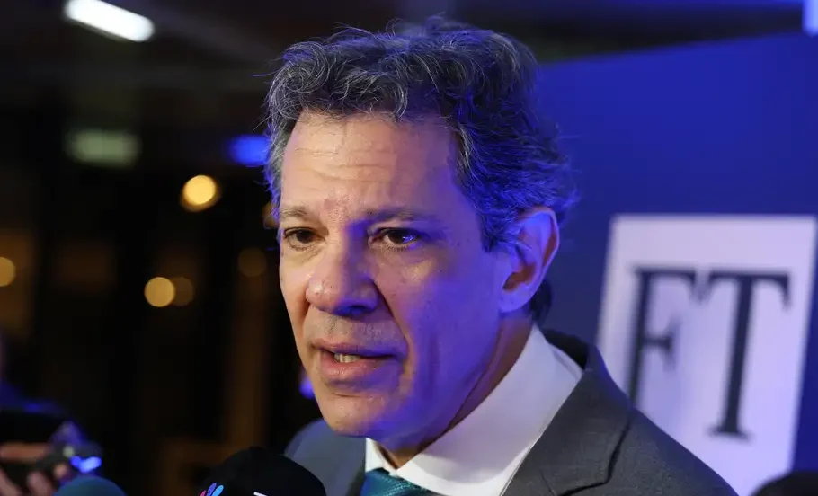 EUA querem impor solução constitucionalmente impossível para o Brasil, diz Haddad